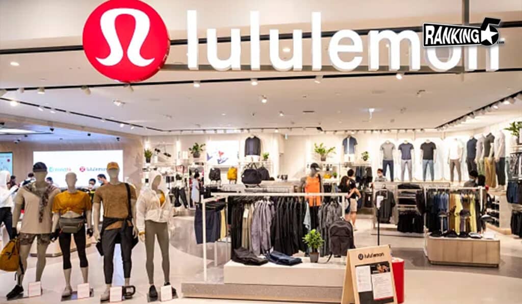 05-lululemon-store