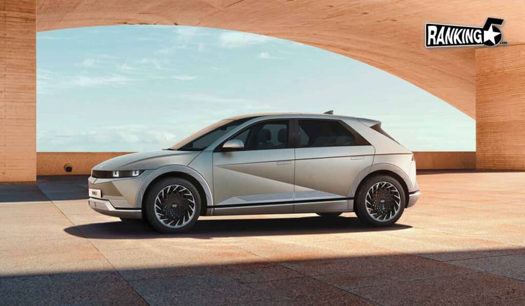05-Hyundai_IONIQ_5_Long_Range